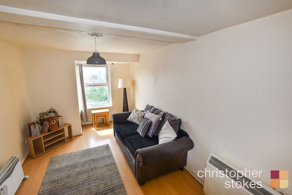 Property photo 3 of 7 4395143