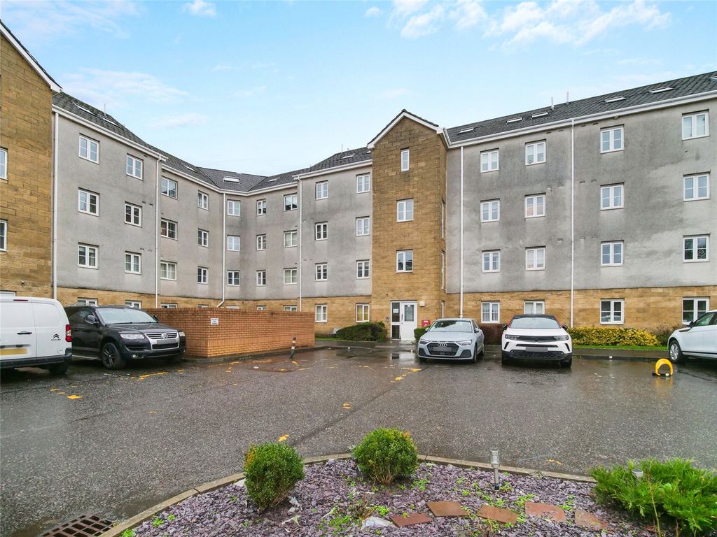 Property photo 2 of 21 Picture No. 02