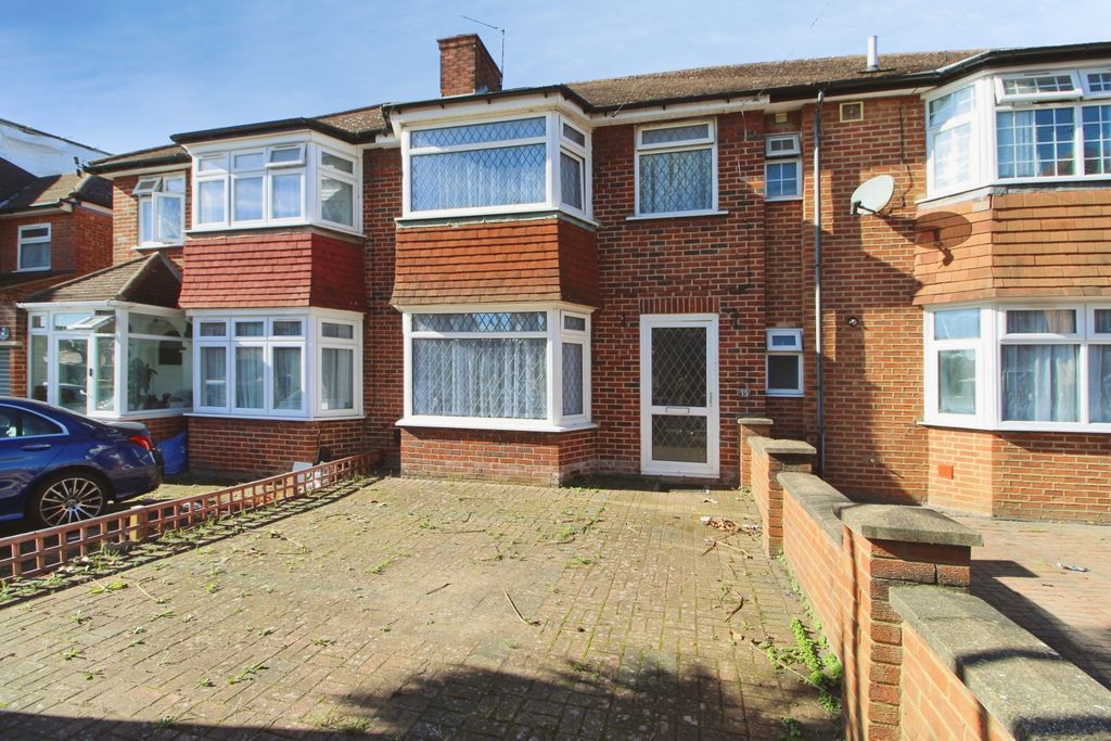 Property photo 1 of 23 Four Bedroom Terraced House To Rent