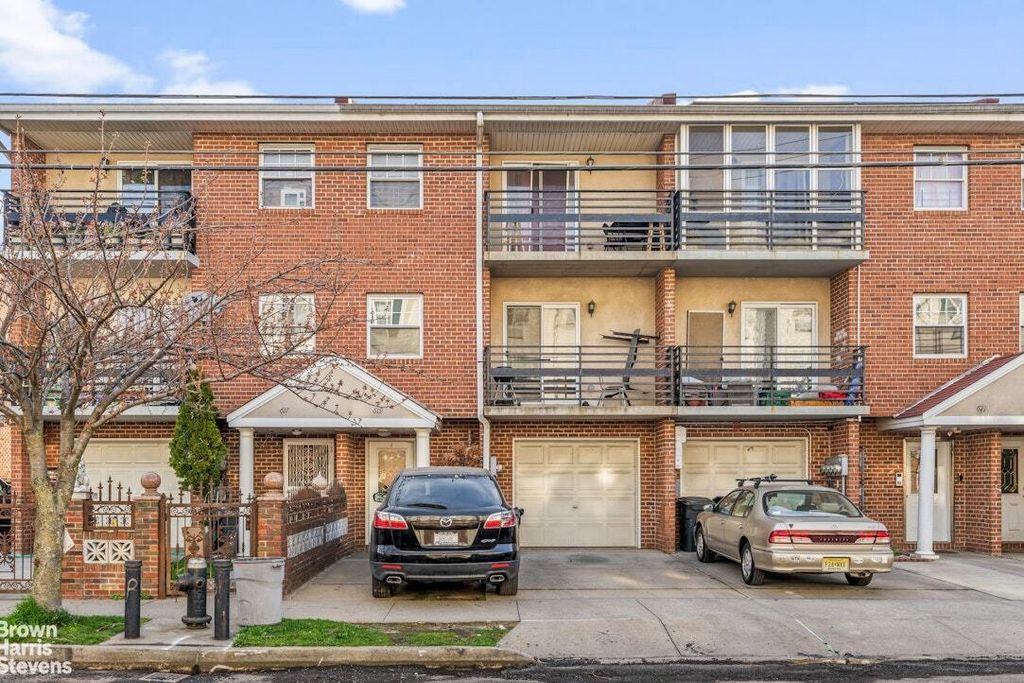 Property photo 1 of 1