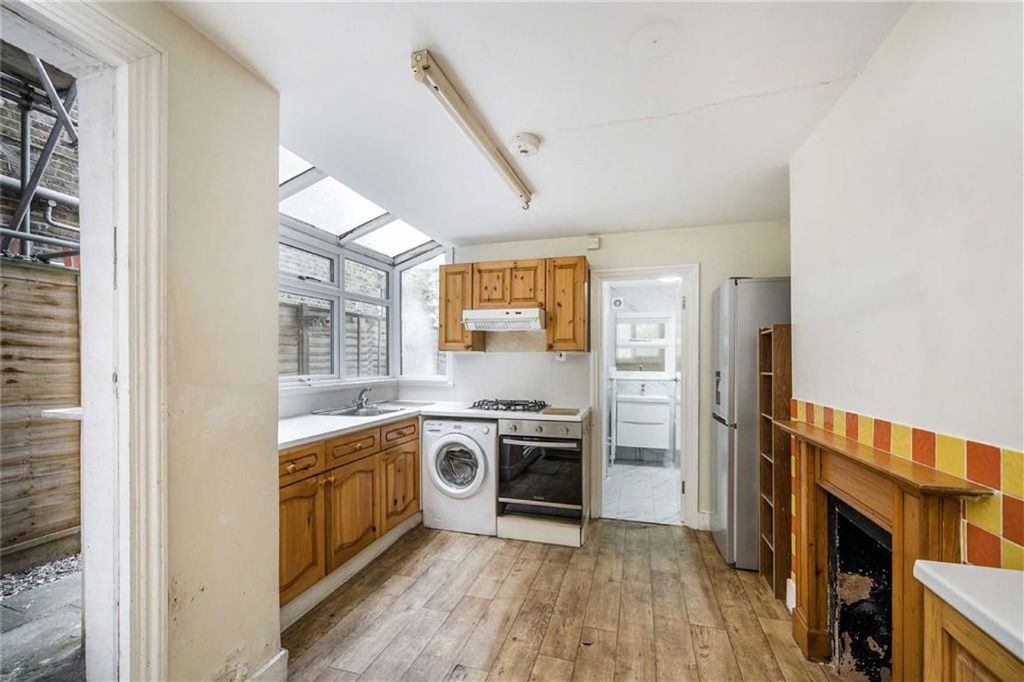 Property photo 3 of 7