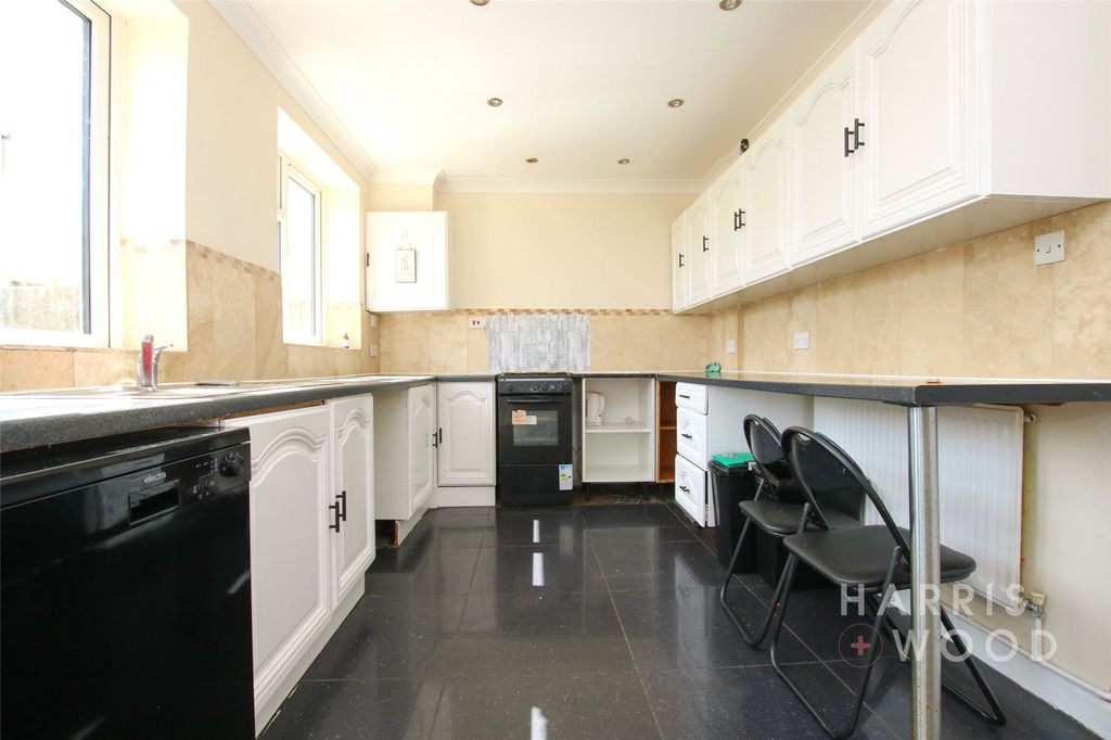 Property photo 2 of 16 Picture No. 23