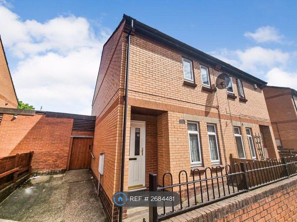 Property photo 1 of 12