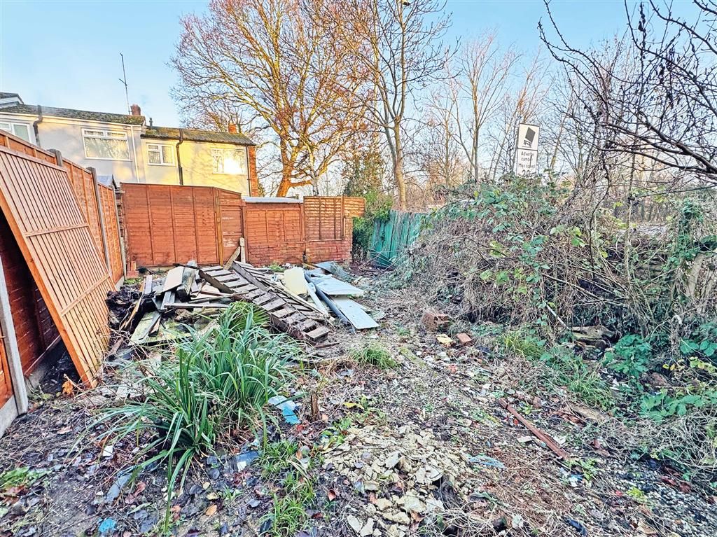 Property photo 1 of 5