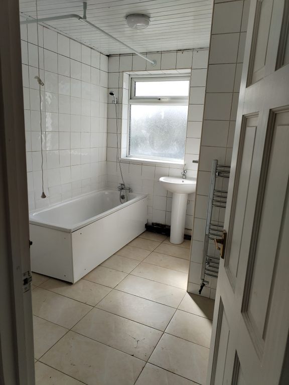 Property photo 3 of 3