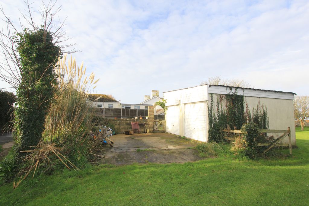 Property photo 1 of 1