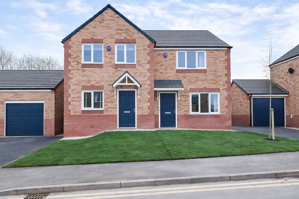 Property photo 1 of 14