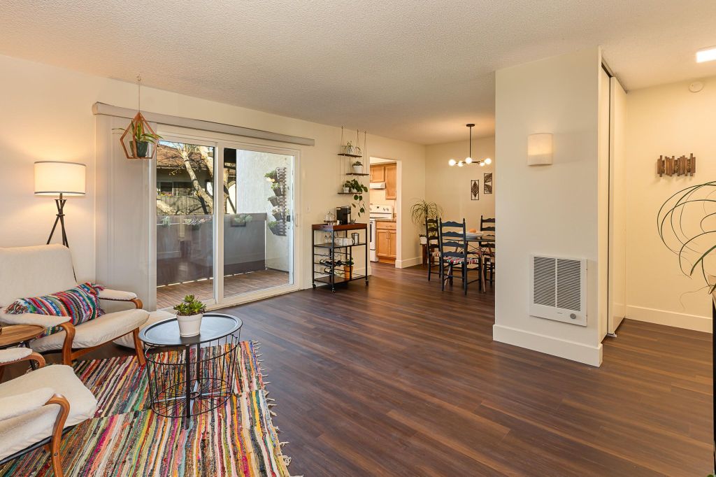 Property photo 2 of 10 <Alttext/>