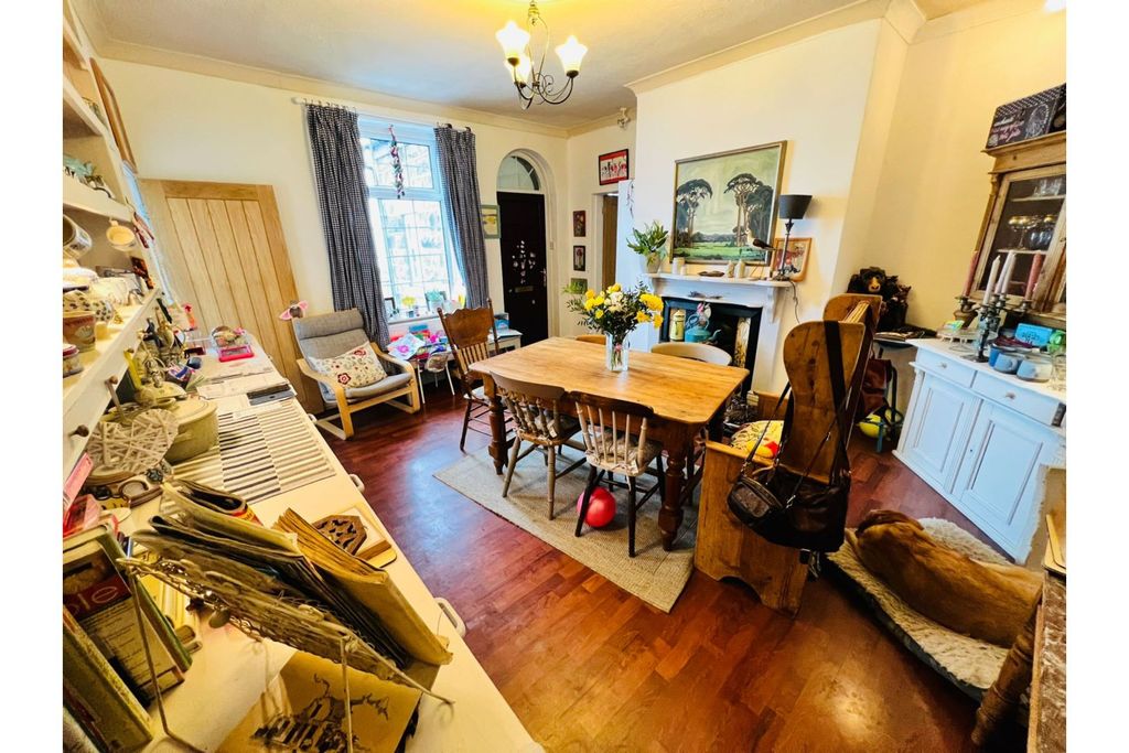 Property photo 3 of 24