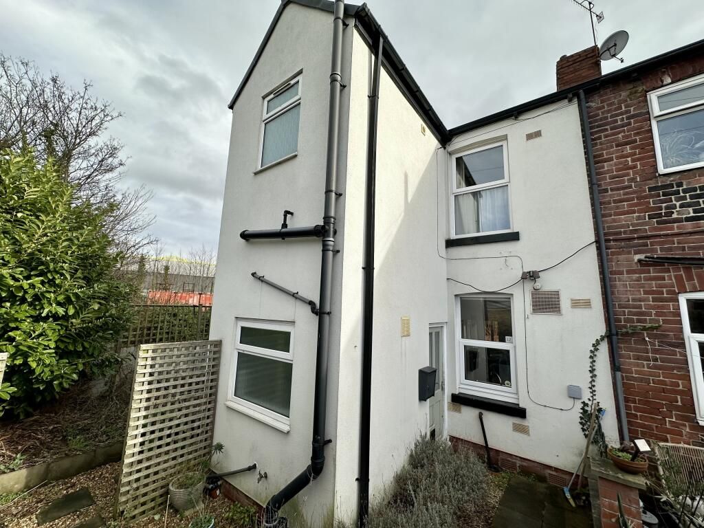 Property photo 2 of 9