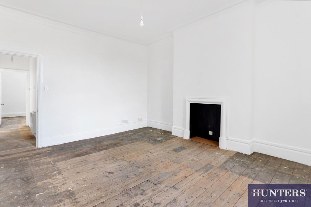 Property photo 2 of 10 Reception