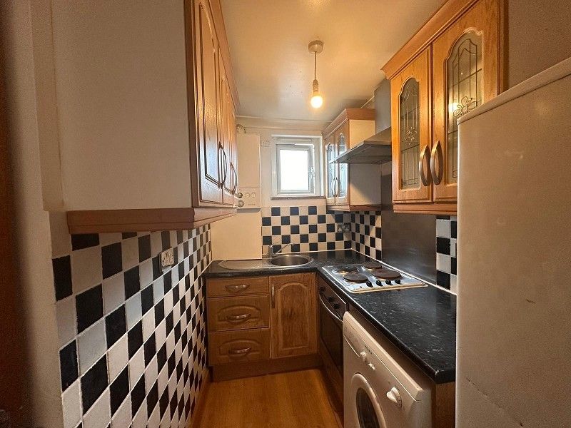 Property photo 3 of 5 Kitchen