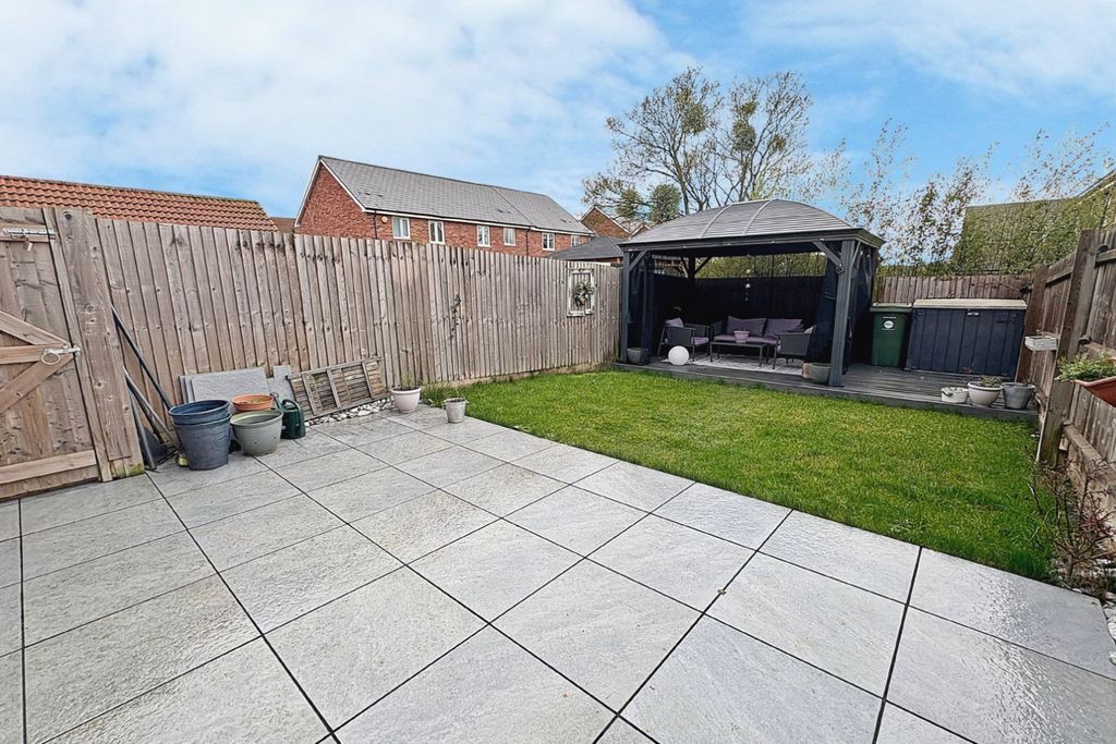 Property photo 2 of 14 3004973