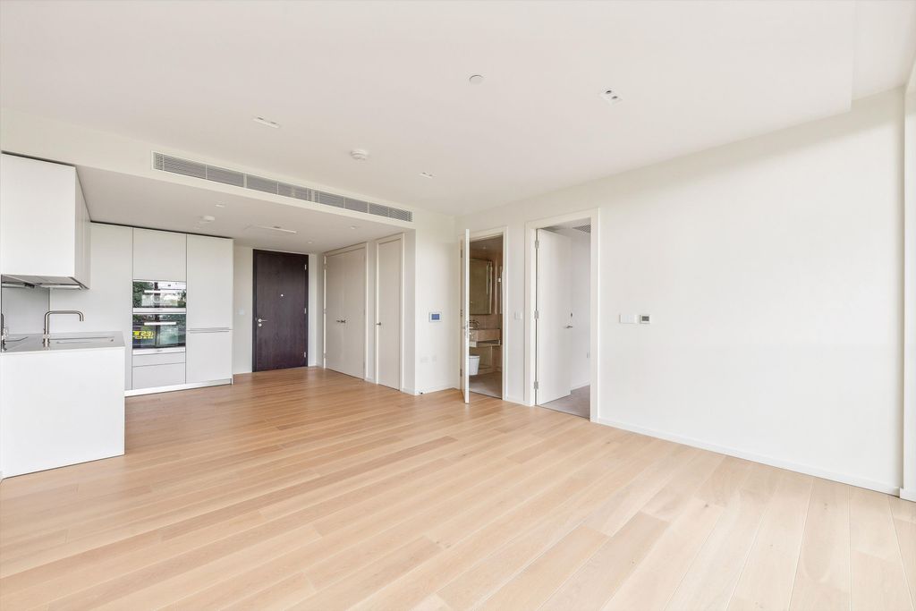 Property photo 3 of 16 Image