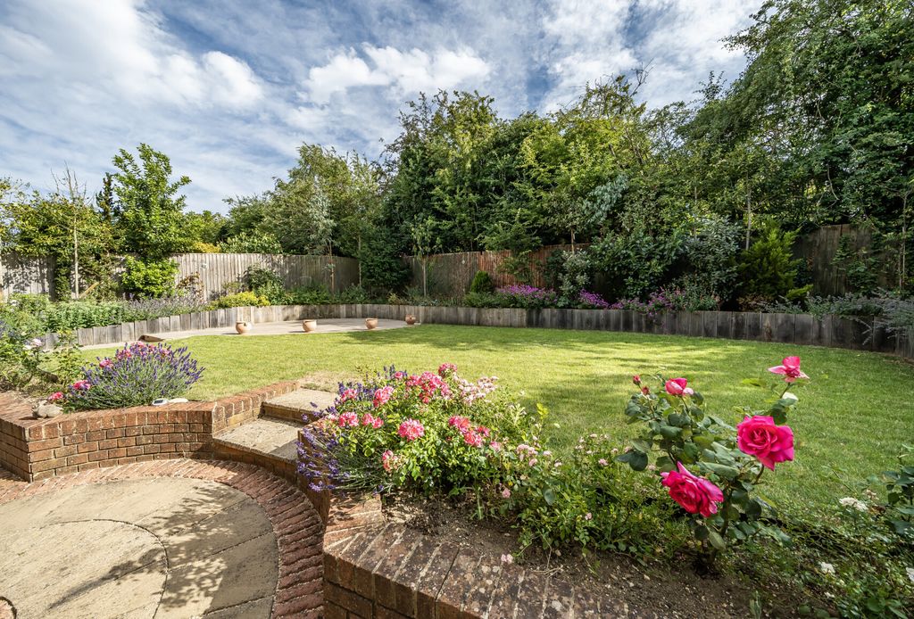 Property photo 3 of 32 1316922-41-685Db0...
