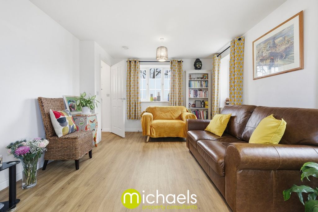 Property photo 3 of 20