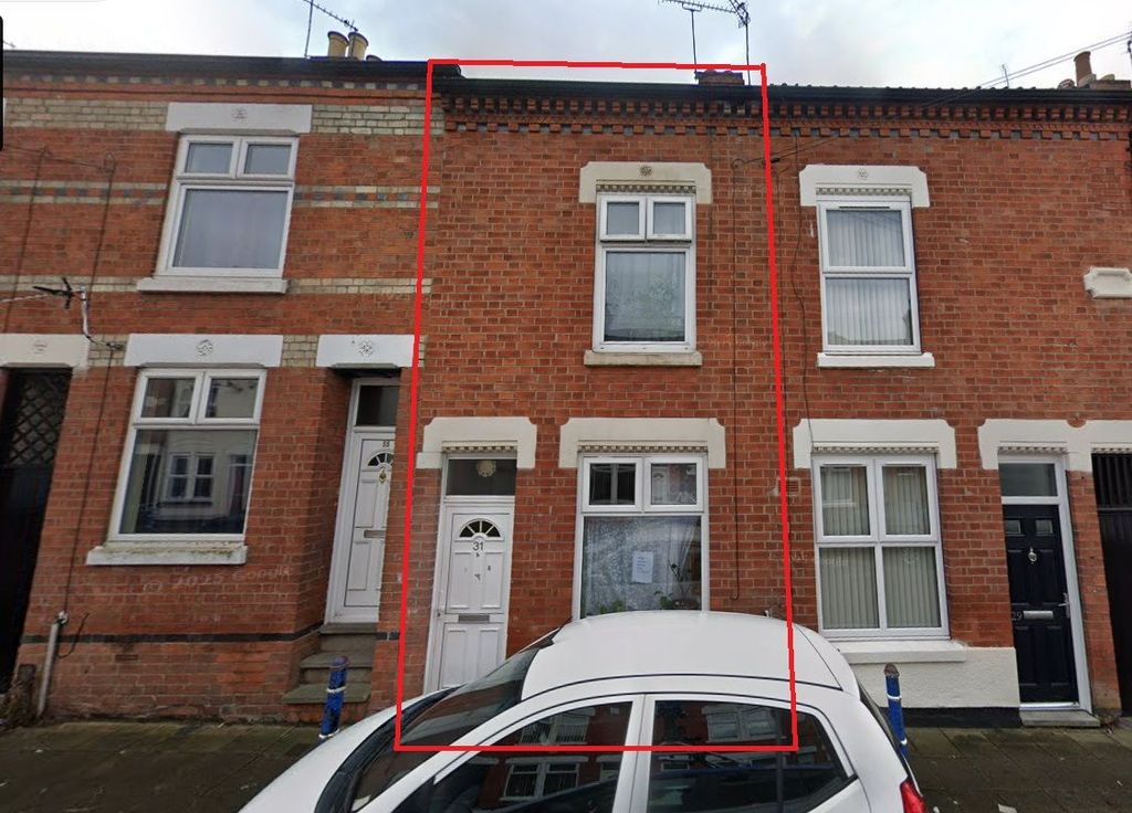 Property photo 1 of 2