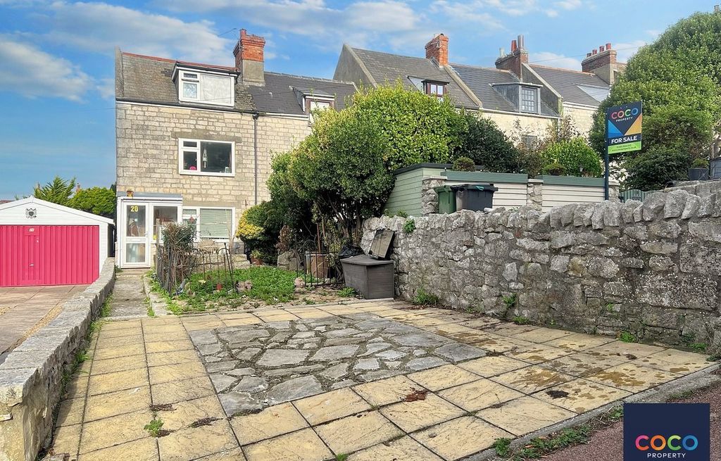 Property photo 1 of 12 4774630