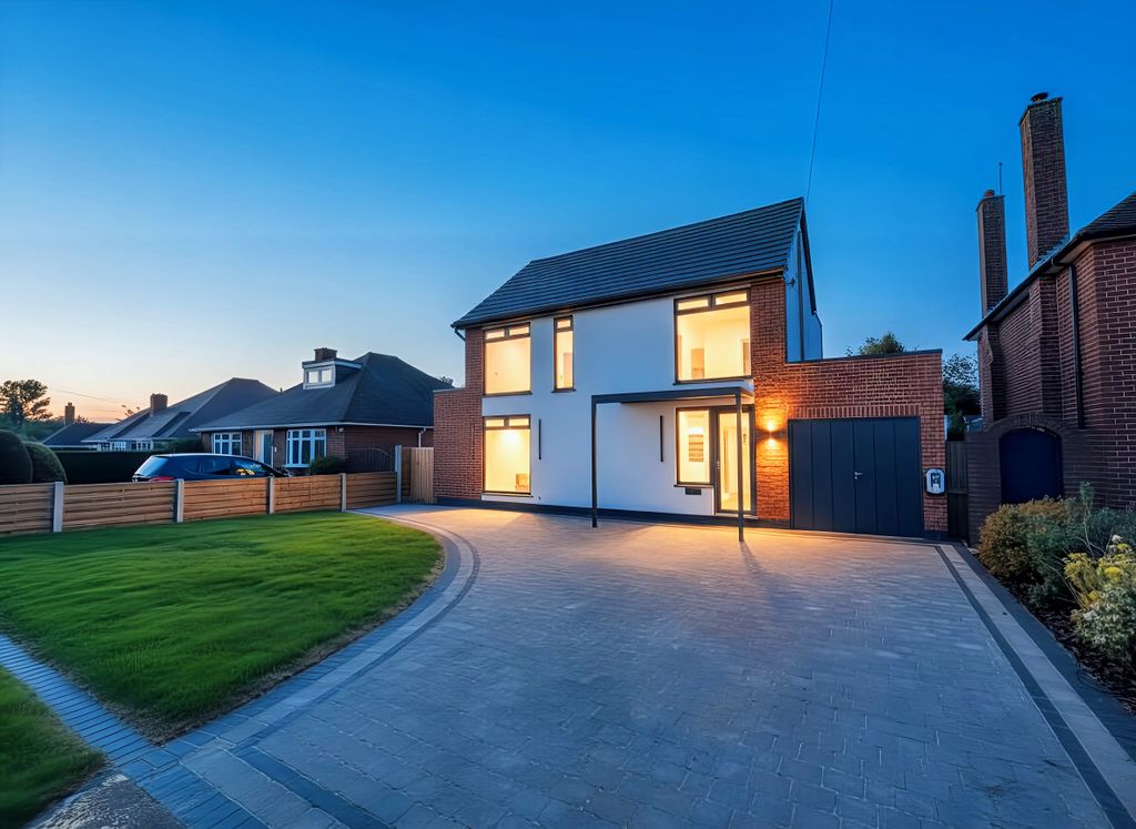 Property photo 1 of 39