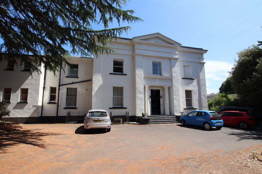 Property photo 1 of 13 Front.Jpg