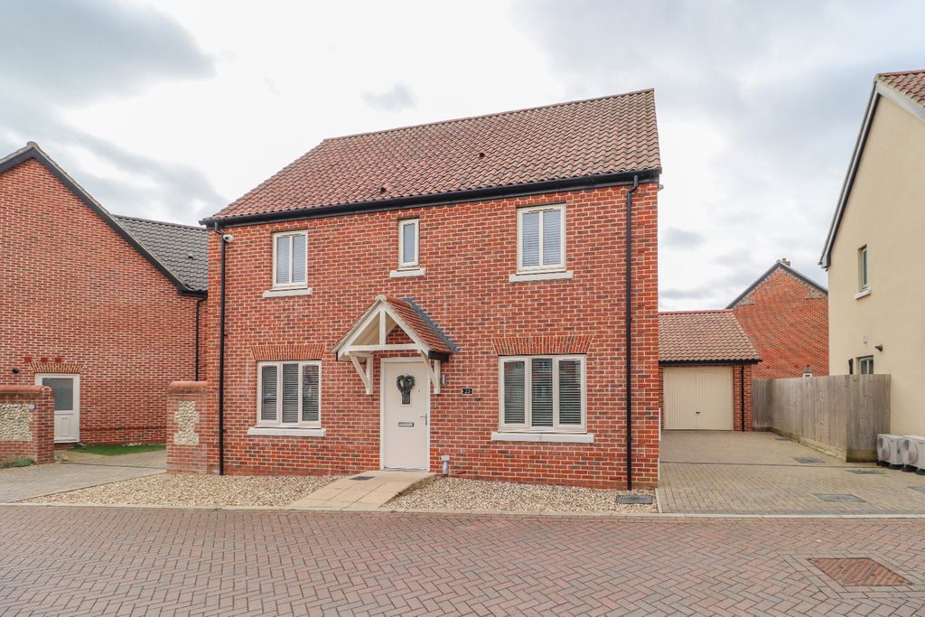 Property photo 1 of 24 4984531