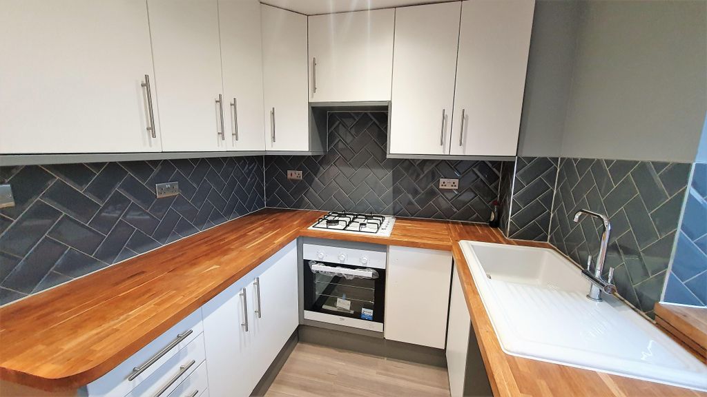 Property photo 2 of 13 Kitchen