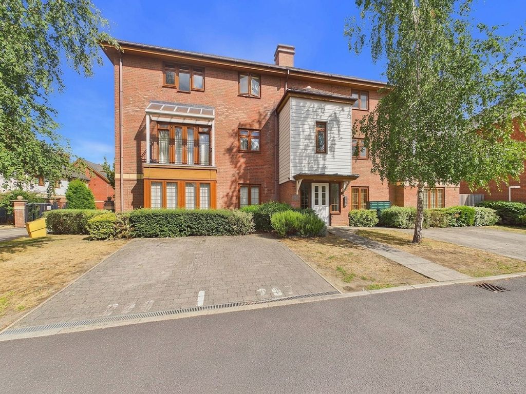 Property photo 1 of 8