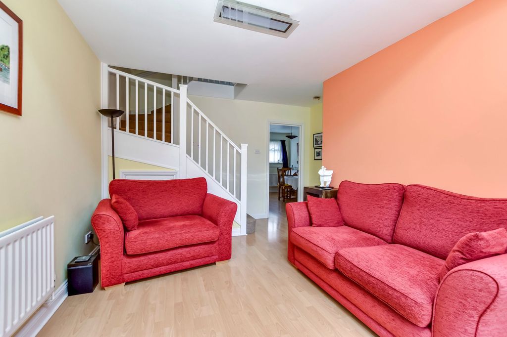 Property photo 3 of 39