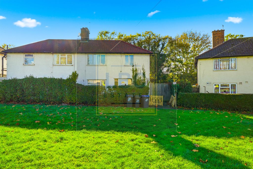 Property photo 2 of 29