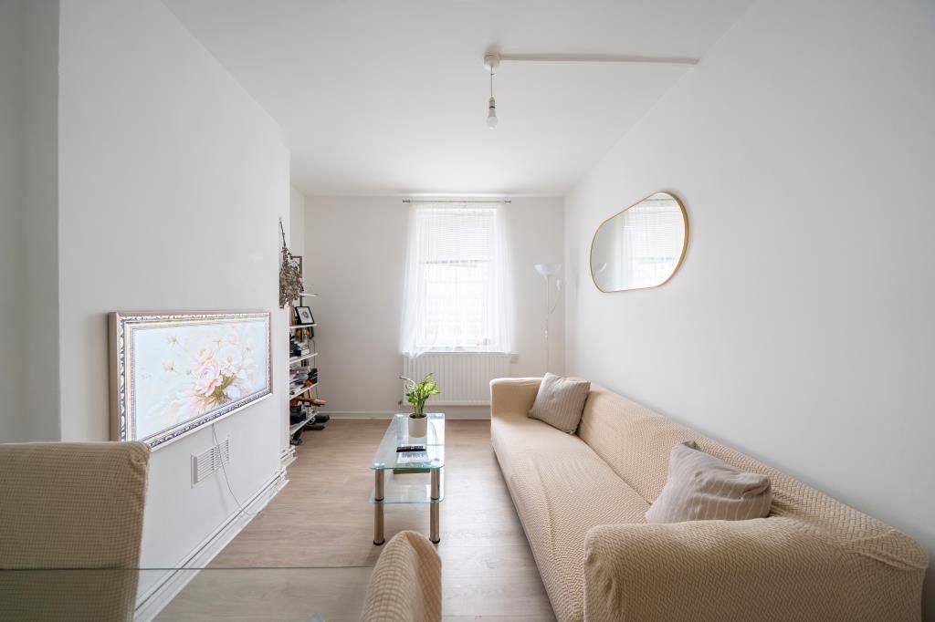 Property photo 2 of 11 Reception