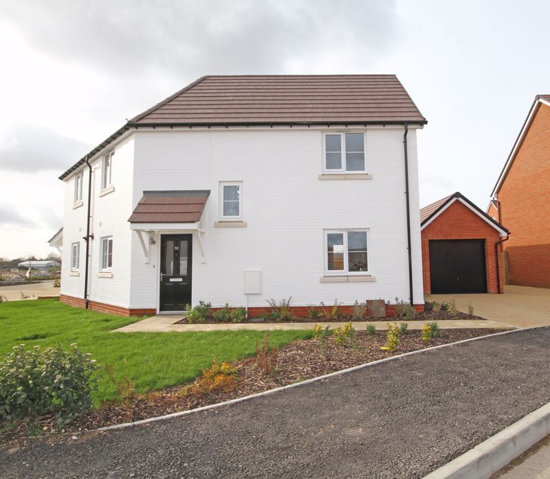 Property photo 1 of 11 Photo 4