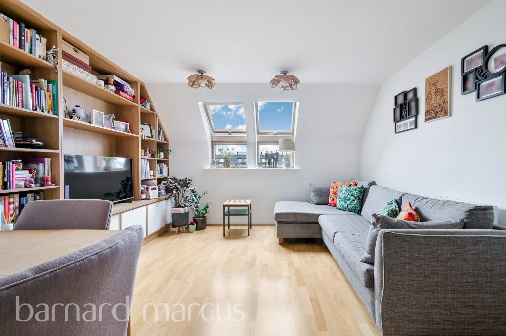 Property photo 2 of 9