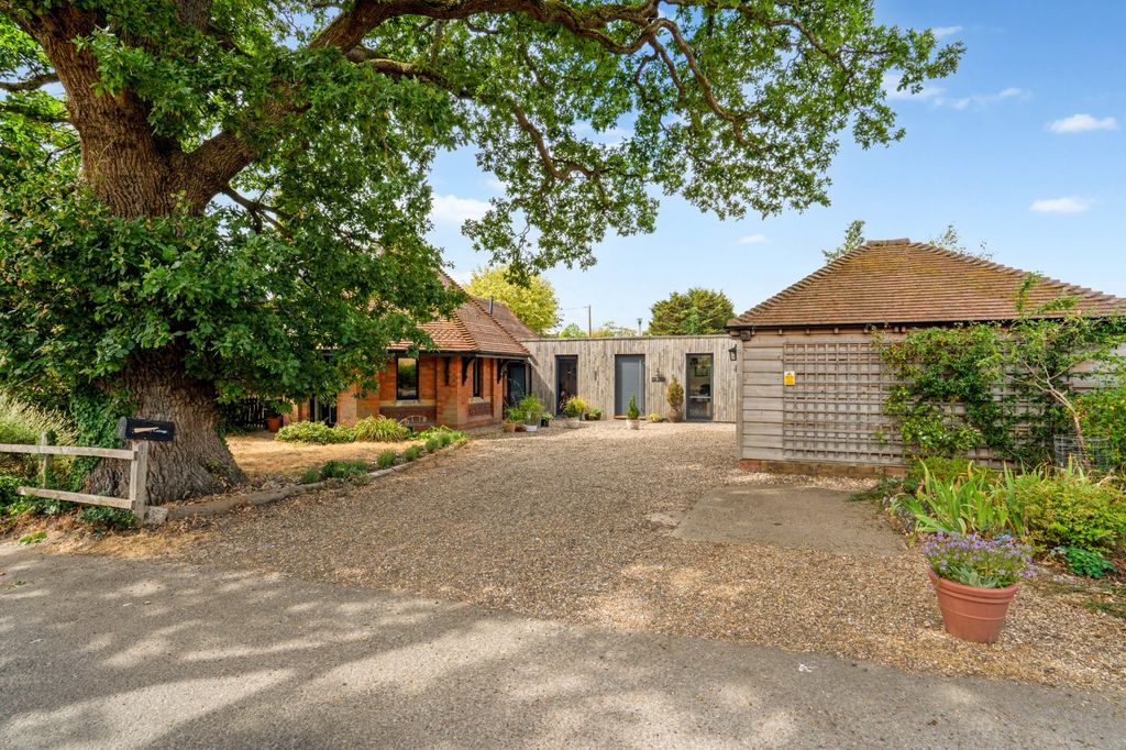 Property photo 1 of 19 Front