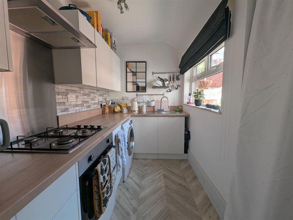 Property photo 1 of 13 Kitchen