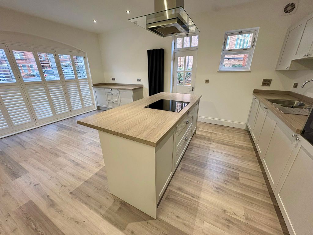 Property photo 3 of 13 Image