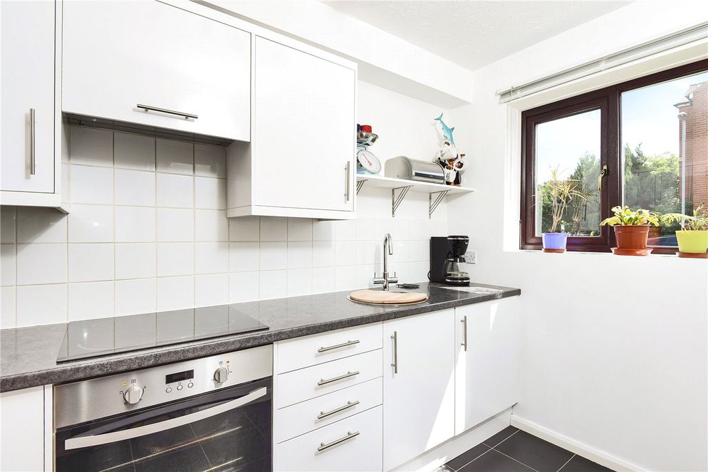 Property photo 2 of 5 Picture No. 04