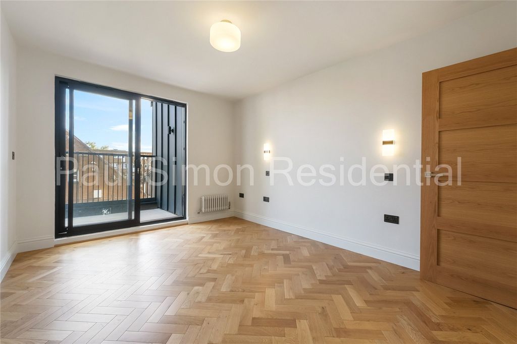 Property photo 3 of 12 Picture No. 06