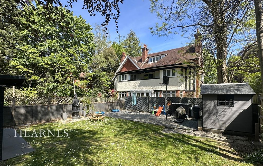 Property photo 1 of 19