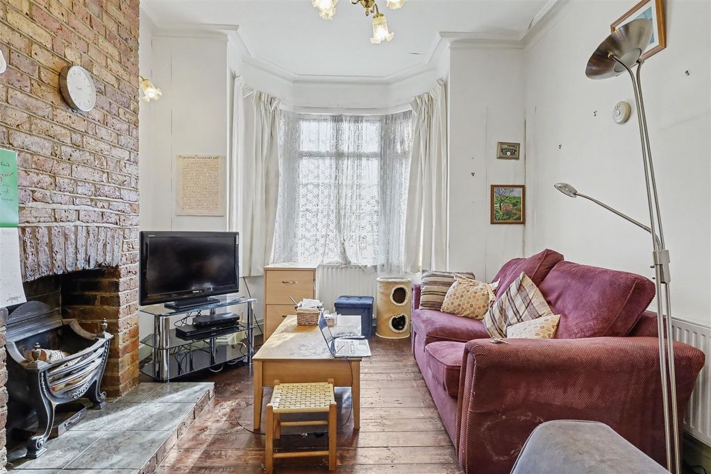 Property photo 2 of 19 Raw_7.Jpg