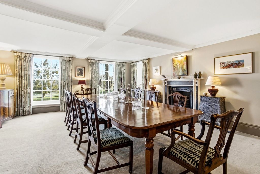 Property photo 3 of 41 Dining Room