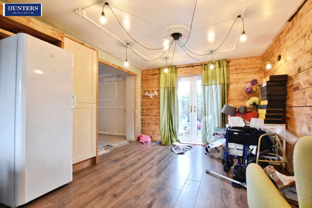 Property photo 3 of 20 Pbox-Img.Jpg