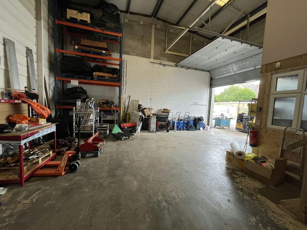 Property photo 2 of 4 Img_1579.Jpg