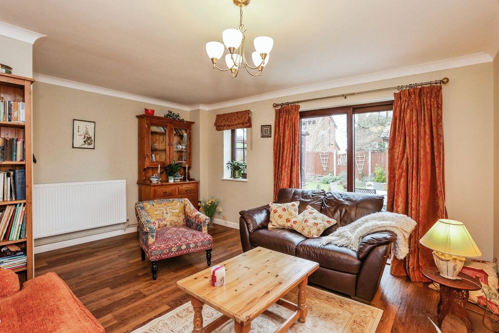 Property photo 3 of 16 Picture No. 04