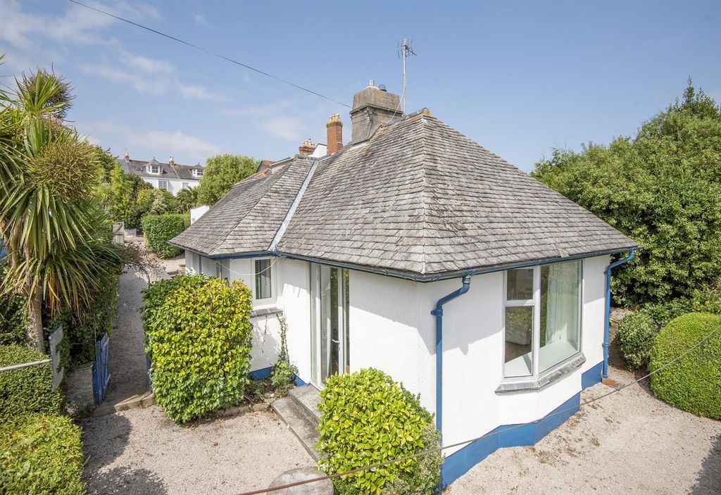 Property photo 1 of 16