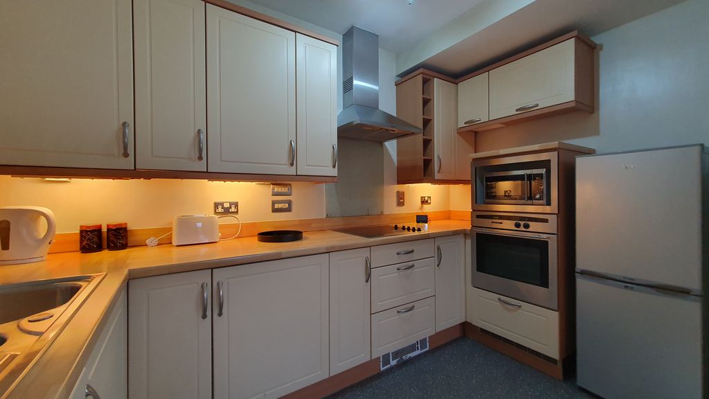 Property photo 2 of 13 Gallery