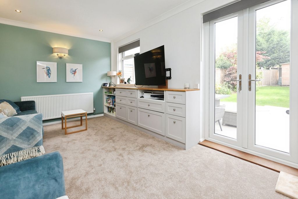Property photo 3 of 19 Pbox-Img.Jpg