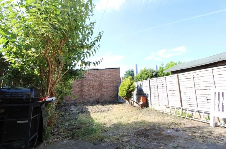 Property photo 3 of 19