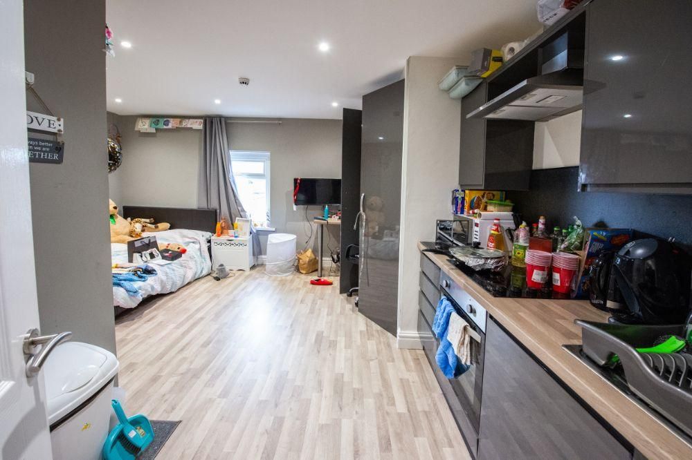 Property photo 3 of 5 Property Photo