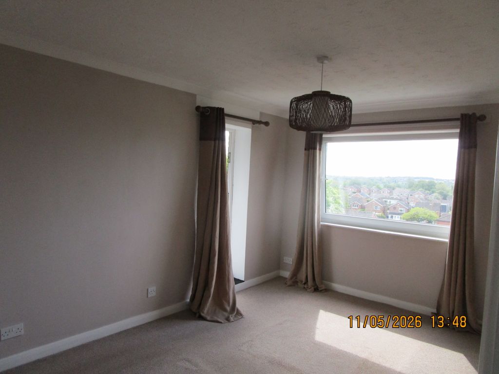 Property photo 2 of 10 Lounge