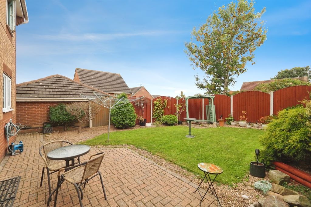 Property photo 3 of 17